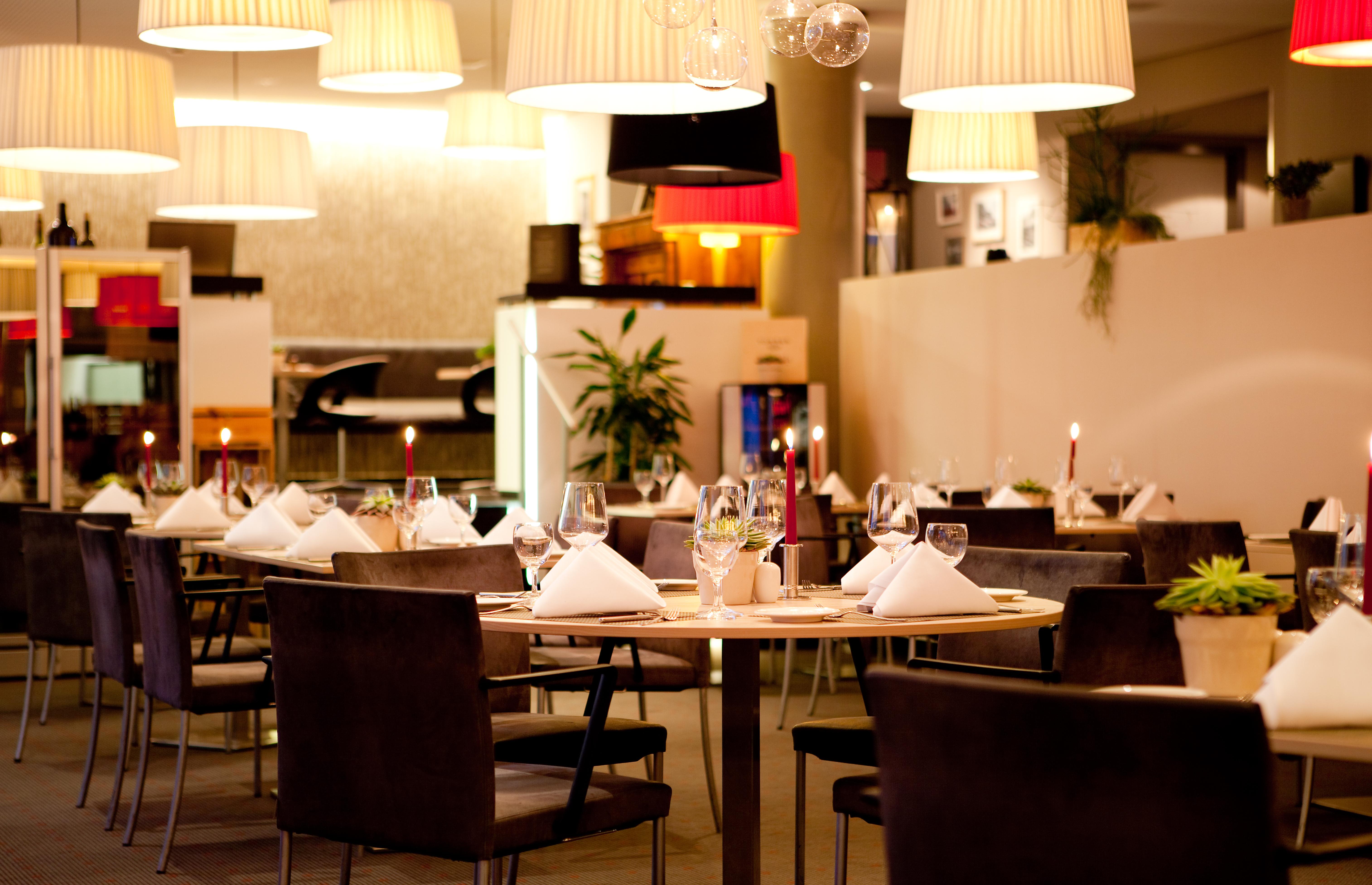 Vienna House Easy By Wyndham Stuttgart Hotel Exterior foto